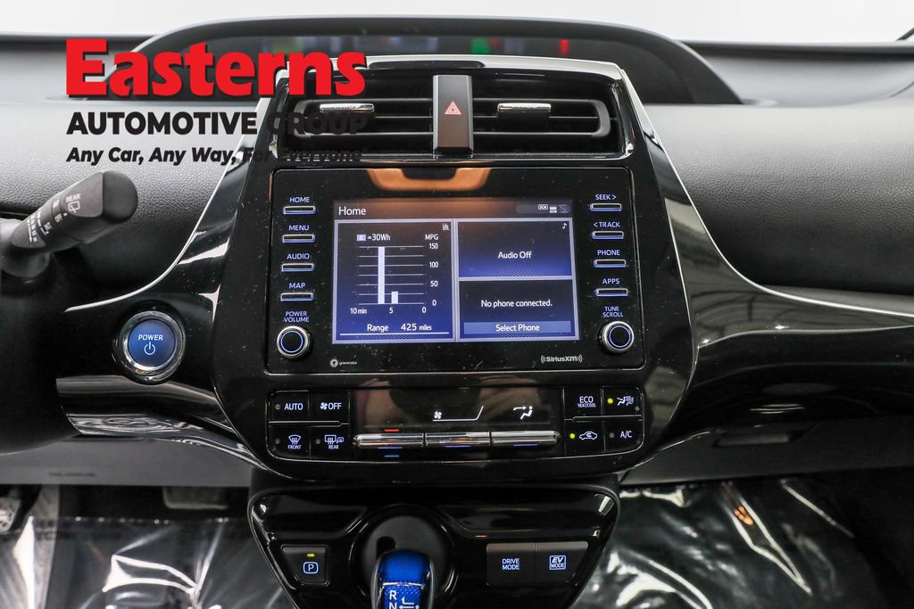 Used 2022 Toyota Prius LE image 12