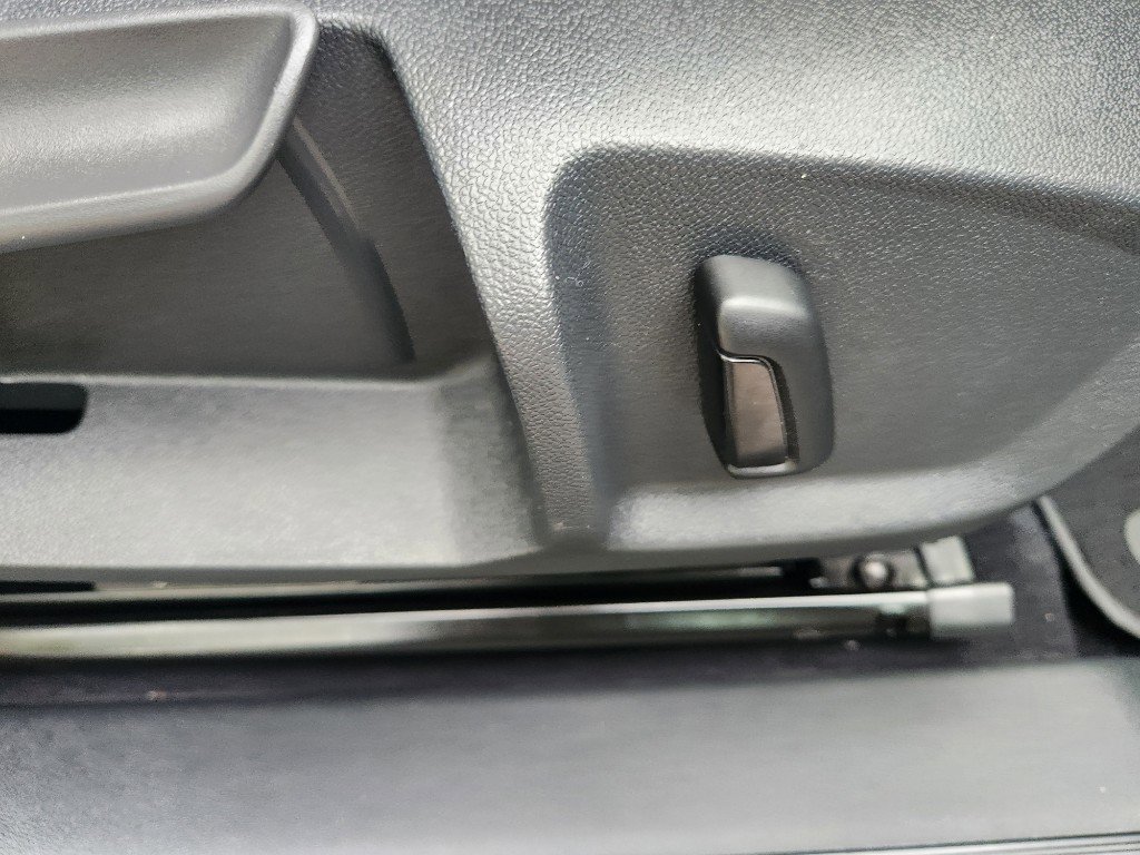Certified 2021 Volkswagen ID.4 Pro AWD/4WD image 14