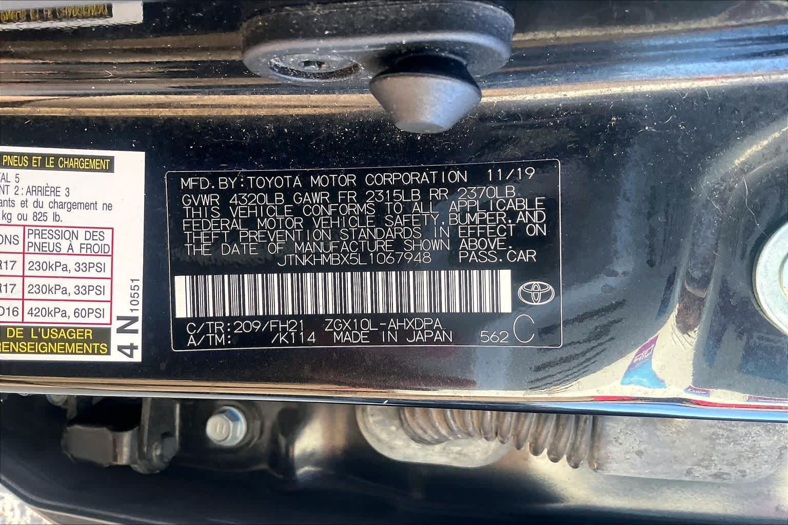 Used 2020 Toyota C-HR LE FWD image 34