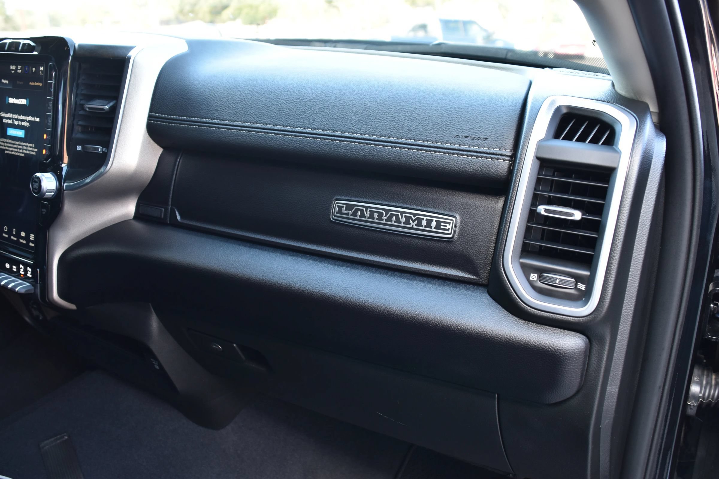 Used 2024 RAM 2500 Laramie AWD/4WD image 26