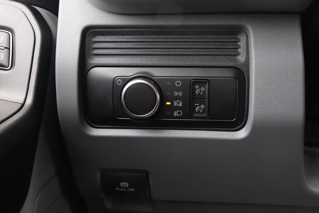 New 2026 Ford F550 4x4 Regular Cab Super Duty image 24