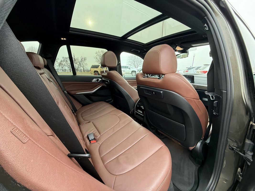 Used 2021 BMW X5 xDrive40i w/ Convenience Package image 11
