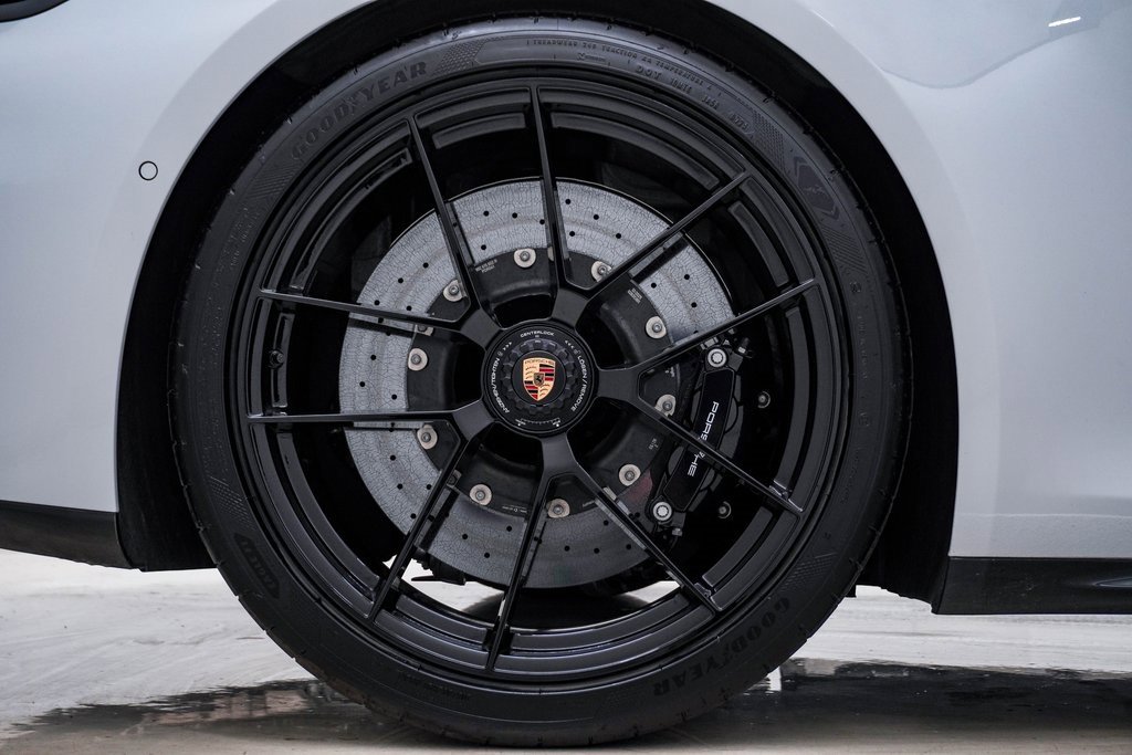 Certified 2025 Porsche 911 Carrera 4 GTS image 10