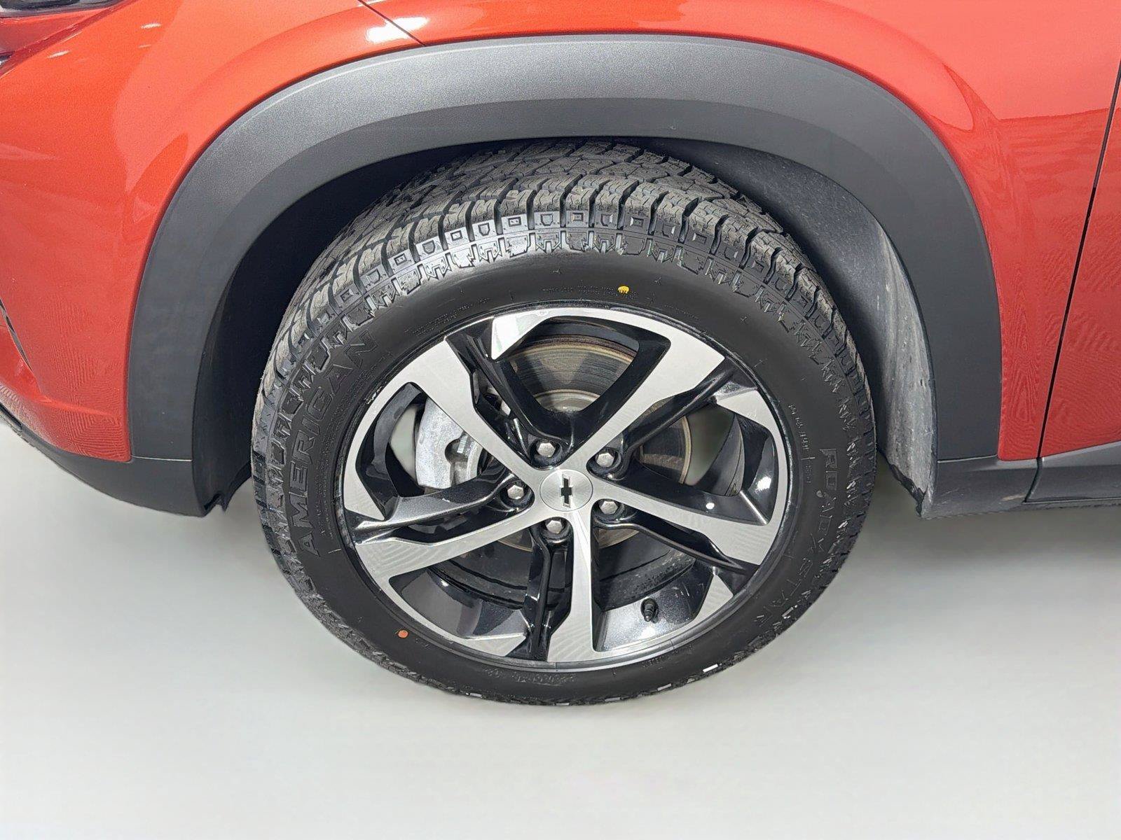 Used 2024 Chevrolet Trax RS w/ Driver Confidence Package FWD image 32
