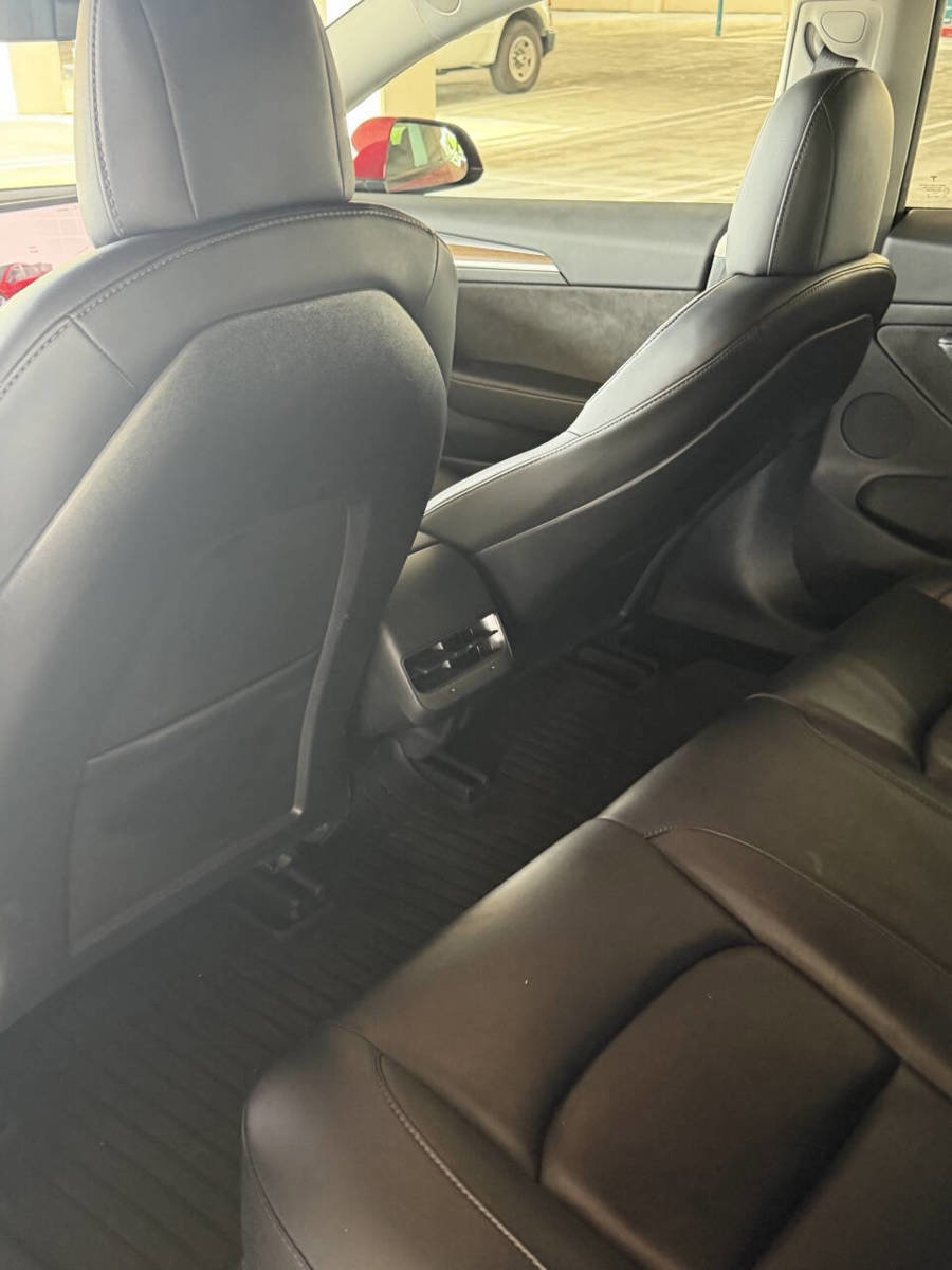 Used 2022 Tesla Model 3 image 13