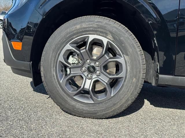 New 2026 Ford Maverick XLT w/ XLT Luxury Package AWD/4WD image 9