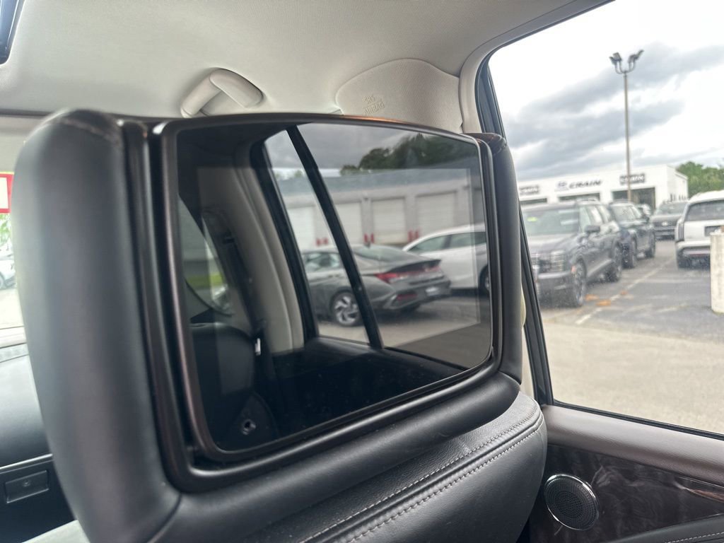 Used 2022 Nissan Armada Platinum w/ Captain's Chairs Package image 20