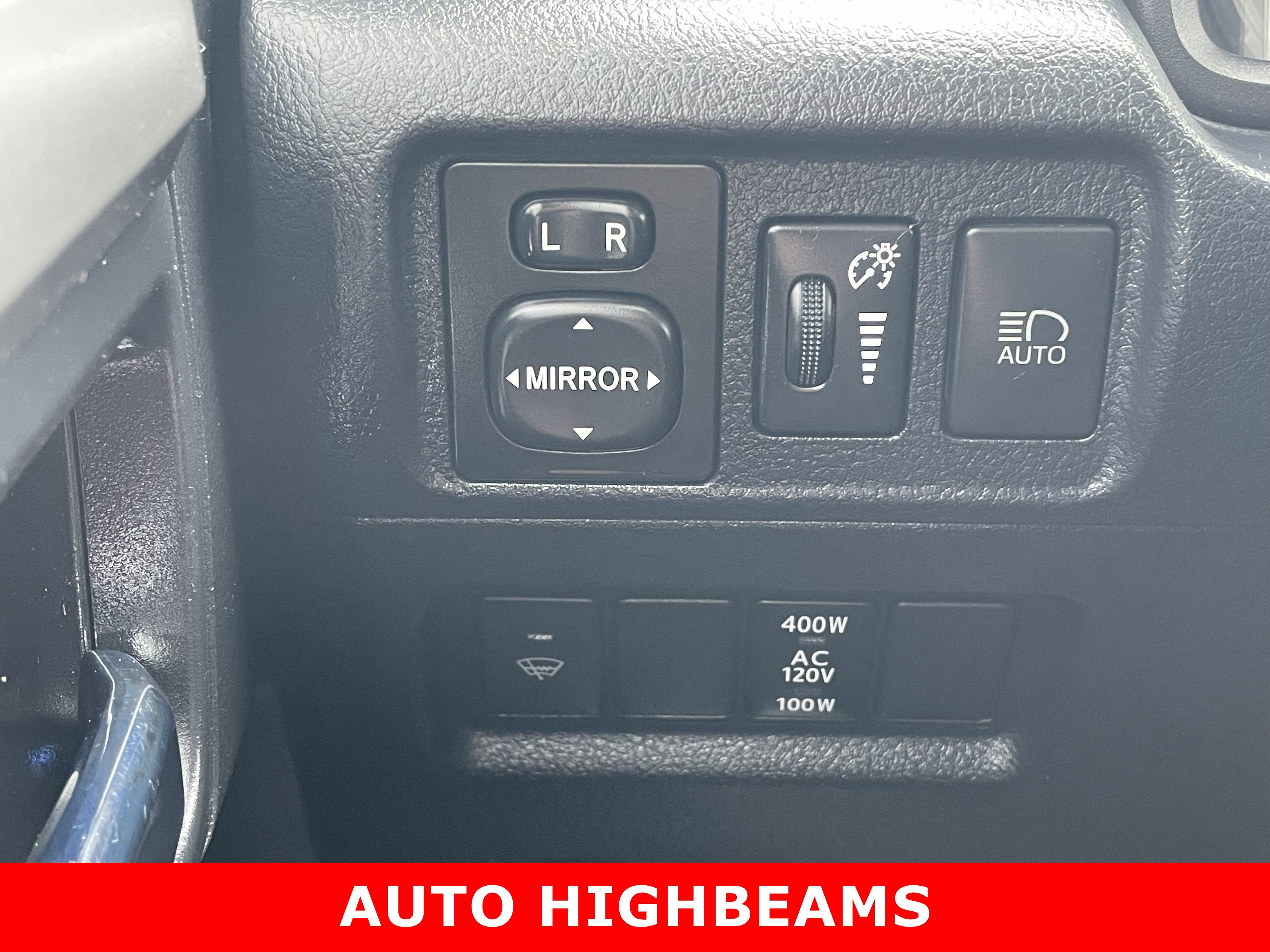 Used 2020 Toyota 4Runner Limited AWD/4WD image 26