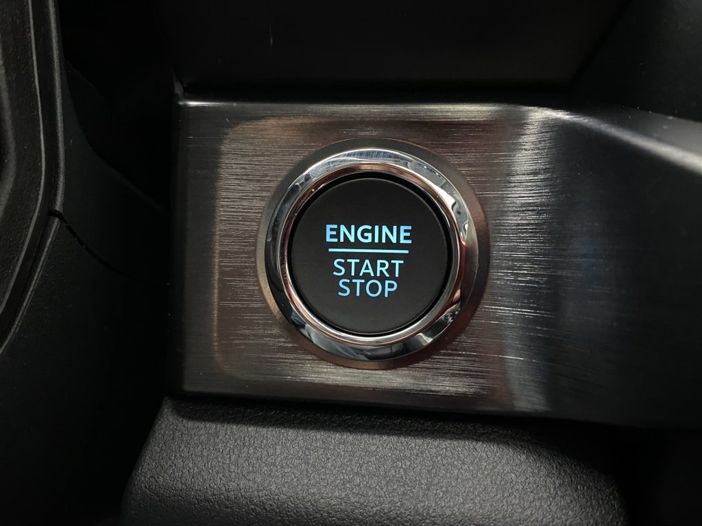 New 2025 Ford F250 Lariat w/ Lariat Ultimate Package image 3
