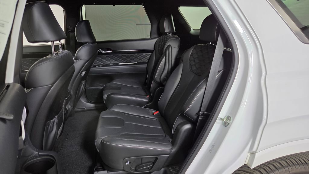 Used 2021 Hyundai Palisade Calligraphy w/ Cargo Package image 33