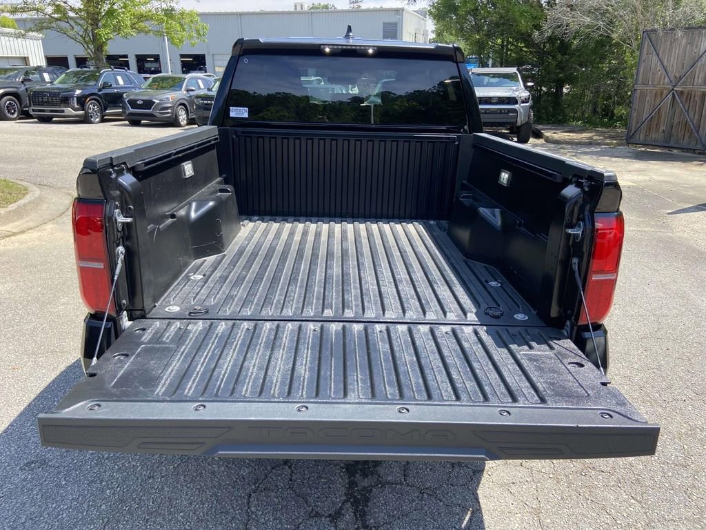 Used 2025 Toyota Tacoma SR5 RWD image 9