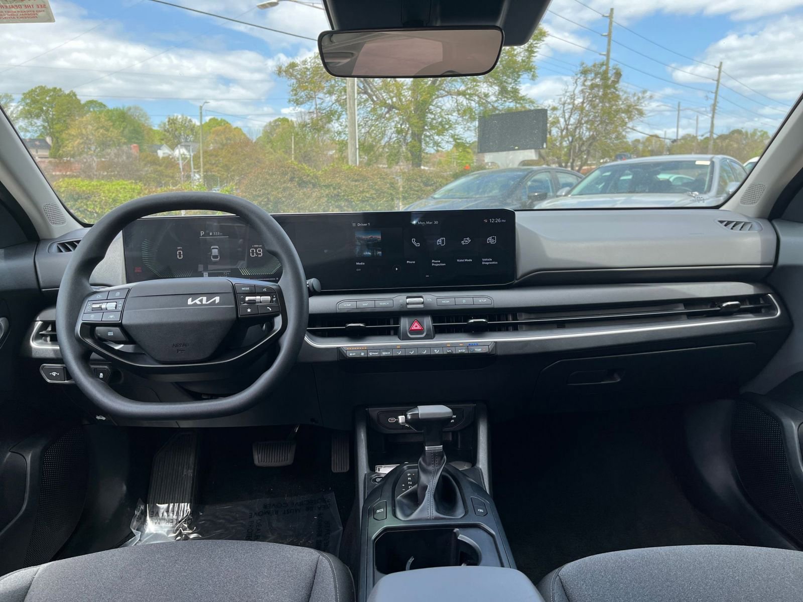 Used 2025 Kia K4 LXS image 31