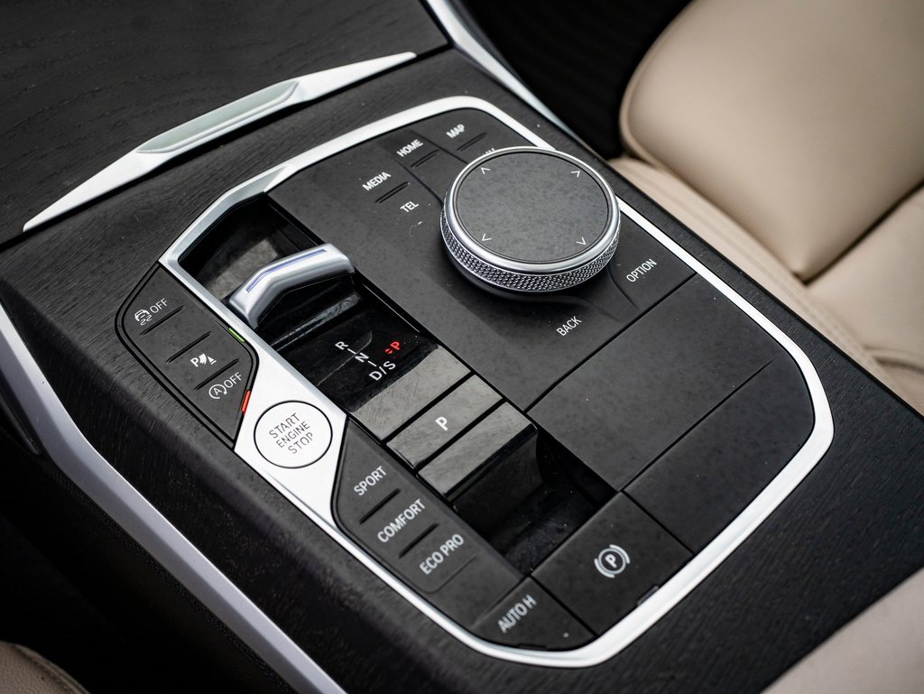 Used 2023 BMW 330i xDrive Sedan w/ M Sport Package image 29