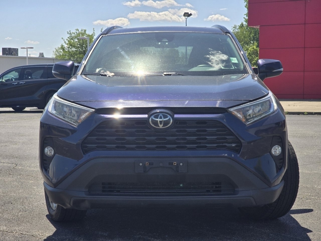 Certified 2021 Toyota RAV4 XLE Premium AWD/4WD image 9