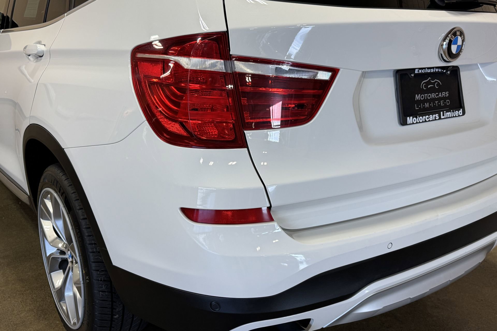Used 2017 BMW X3 xDrive28i image 12