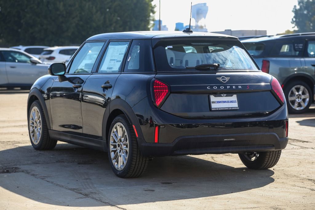 Used 2025 MINI Cooper S FWD image 5