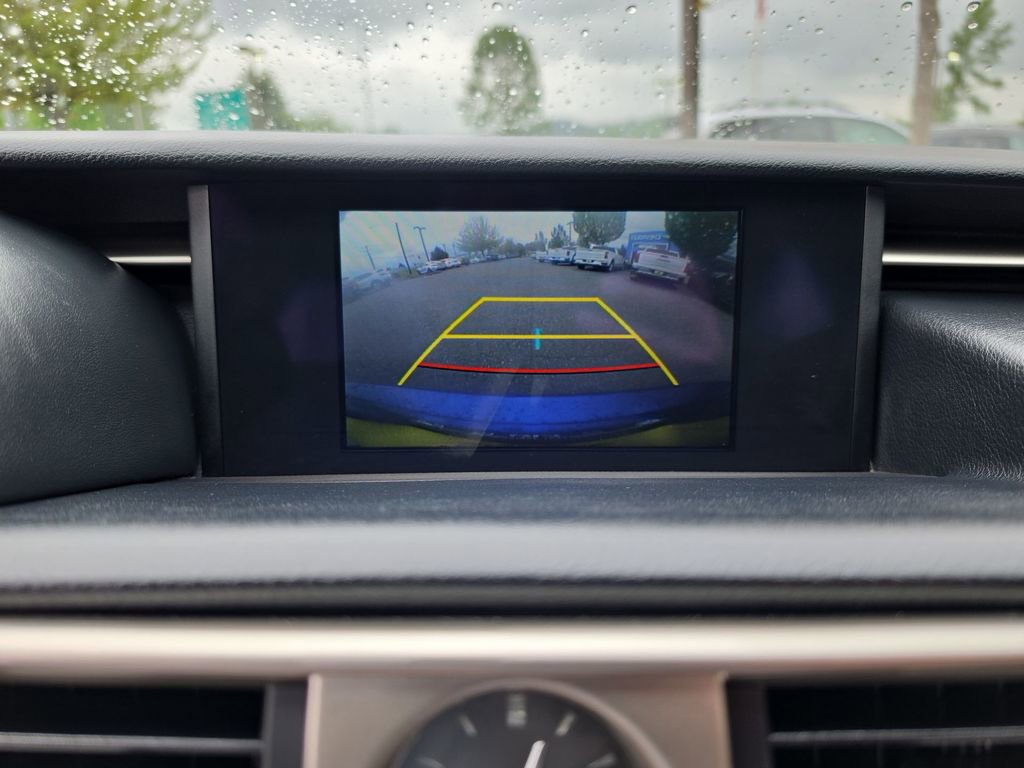 Used 2016 Lexus IS 300 AWD image 16