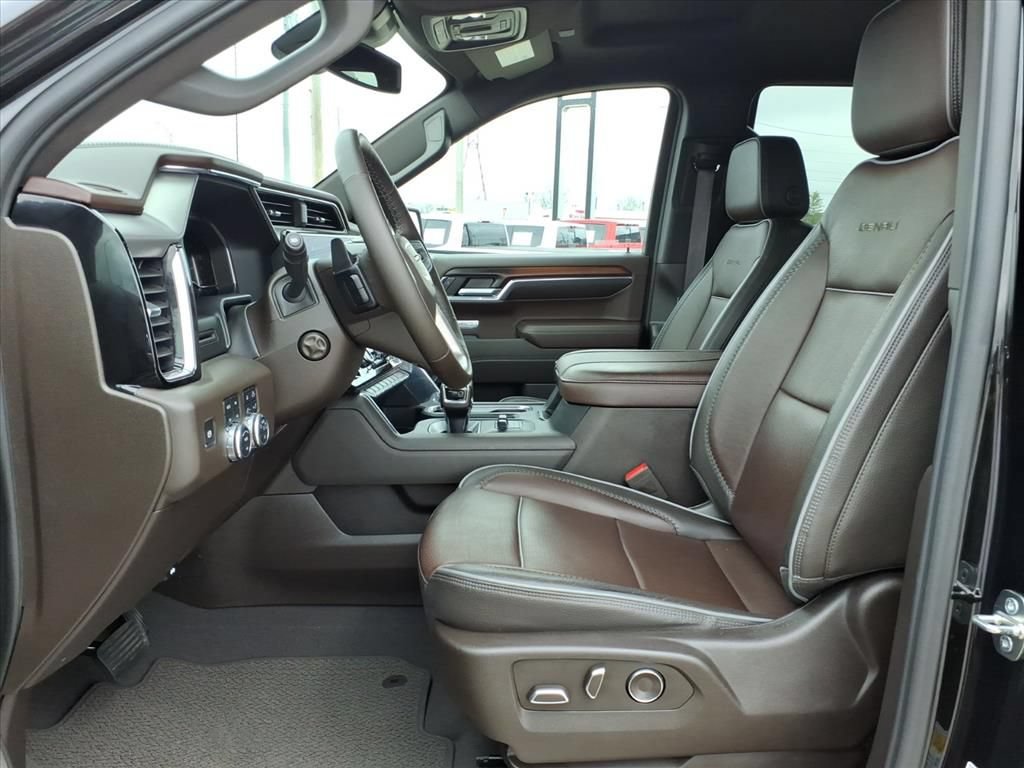 Used 2024 GMC Sierra 1500 Denali AWD/4WD image 17