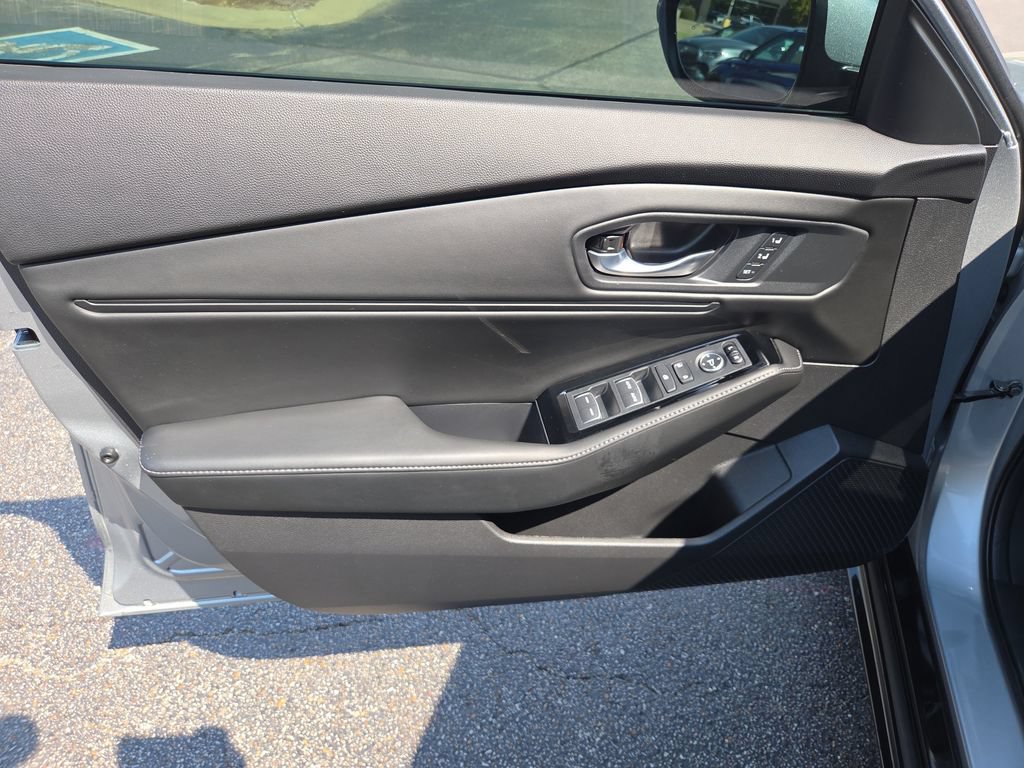 Used 2024 Honda Accord Touring image 11
