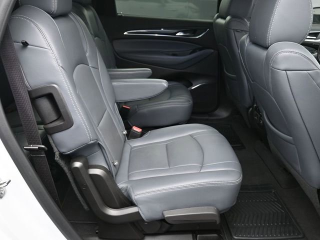 Used 2024 Buick Enclave Premium image 33