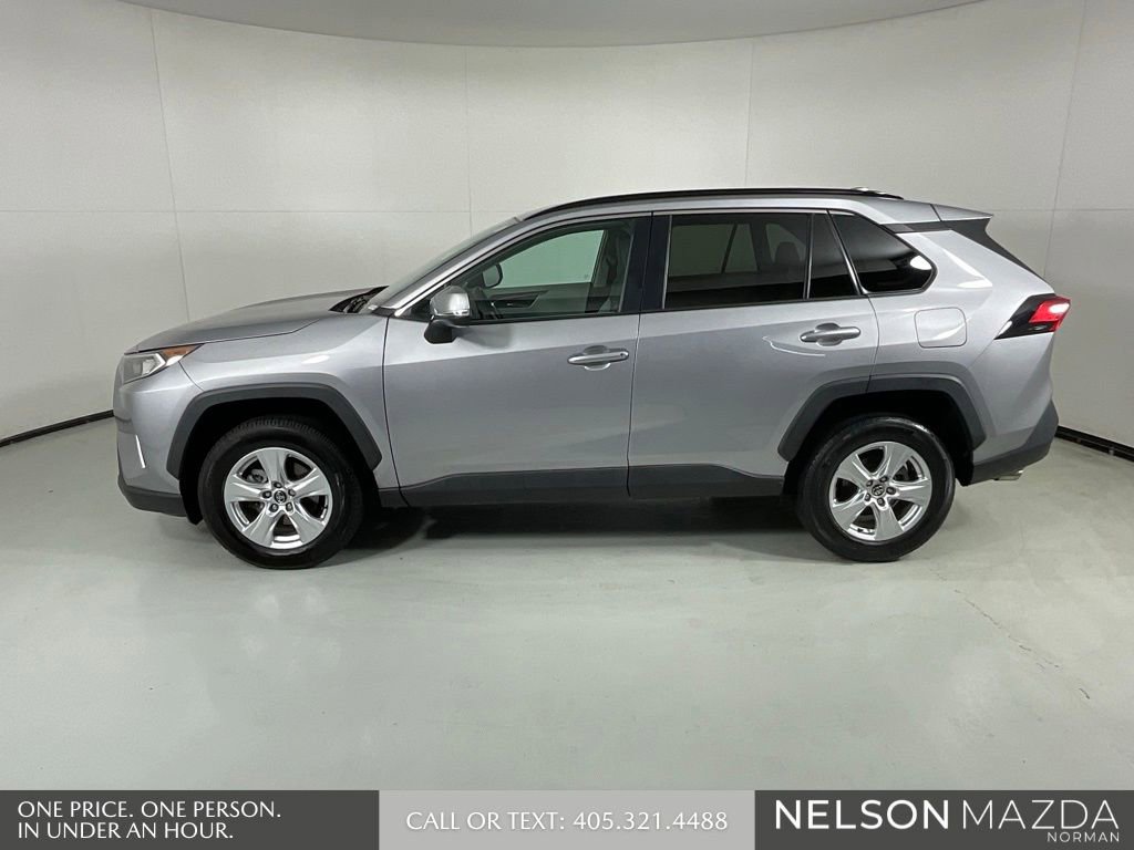 Used 2020 Toyota RAV4 XLE image 9