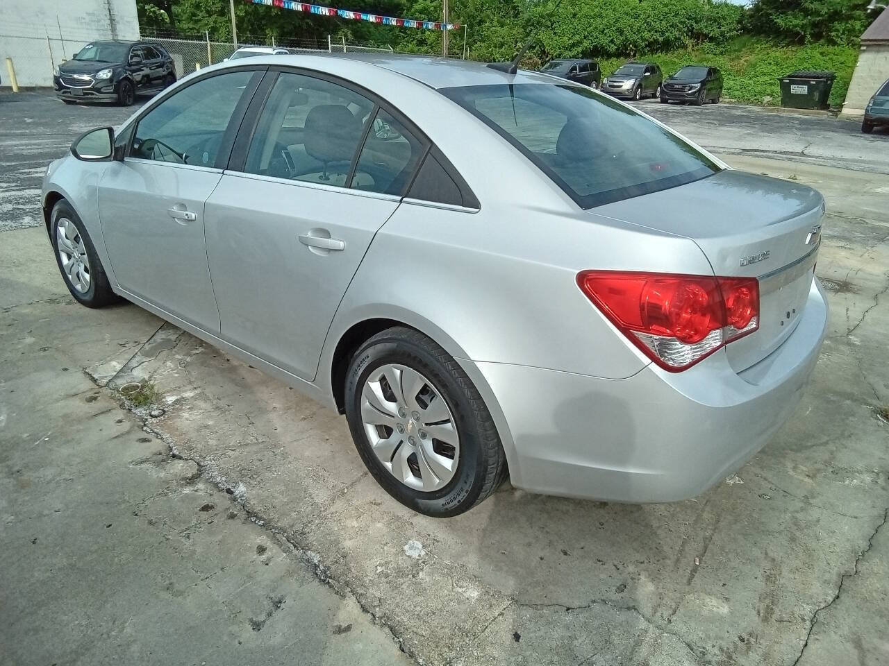Used 2012 Chevrolet Cruze LS w/ Connectivity Package FWD image 9