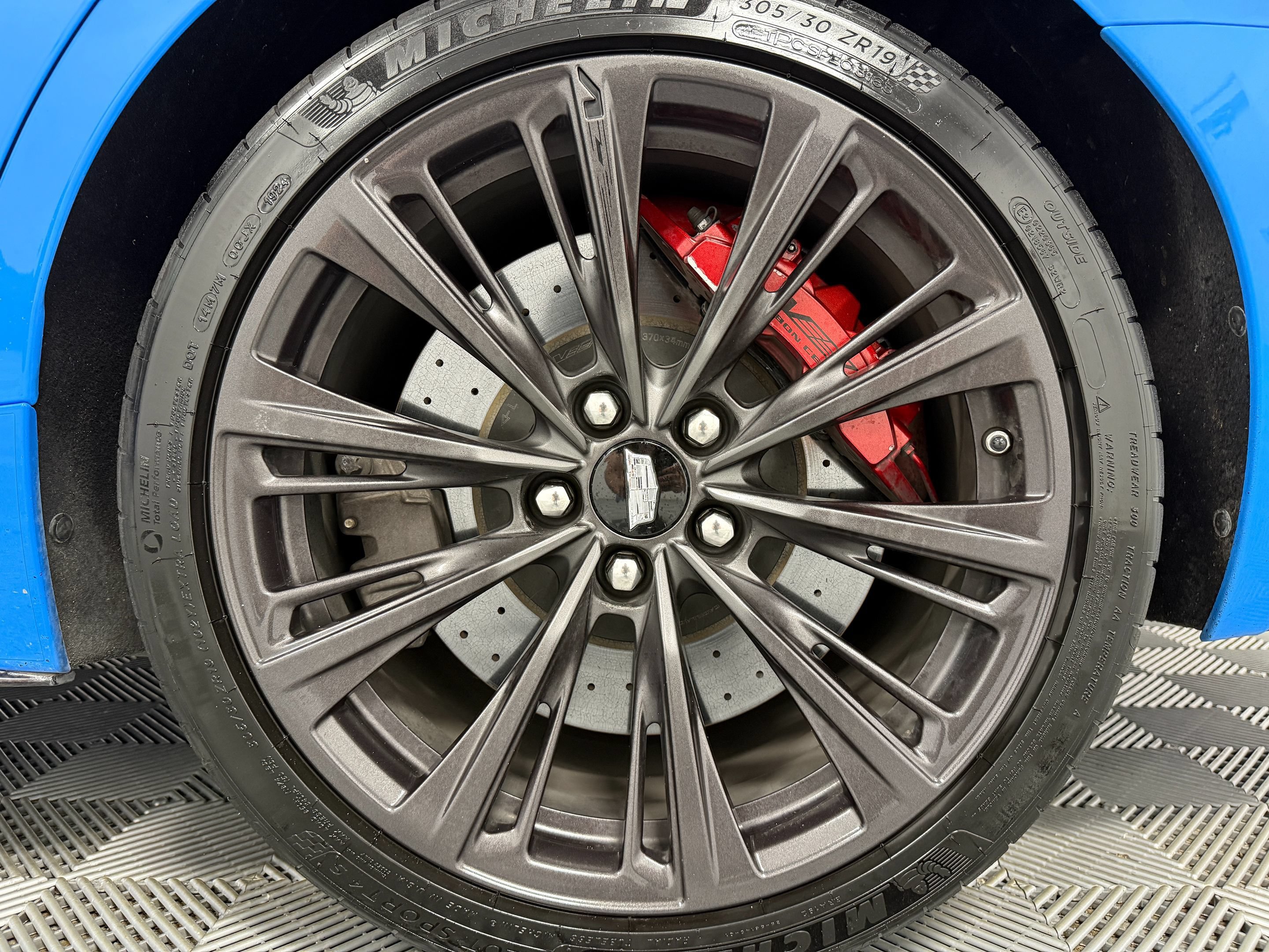 Used 2022 Cadillac CT5 V Blackwing w/ Carbon Fiber Package 2 RWD image 49