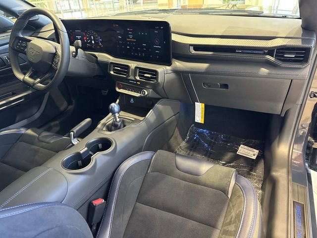 New 2025 Ford Mustang Dark Horse image 17