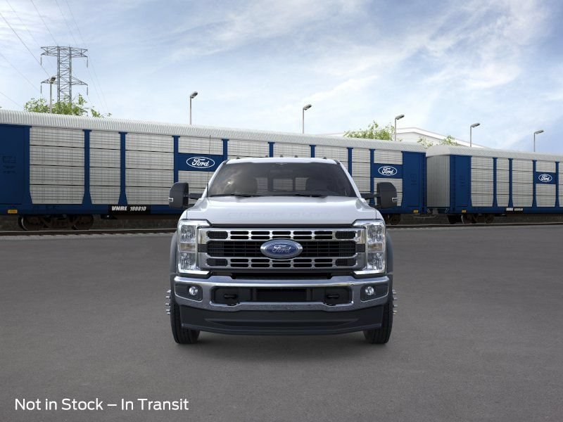 New 2026 Ford F550 4x4 Crew Cab image 6