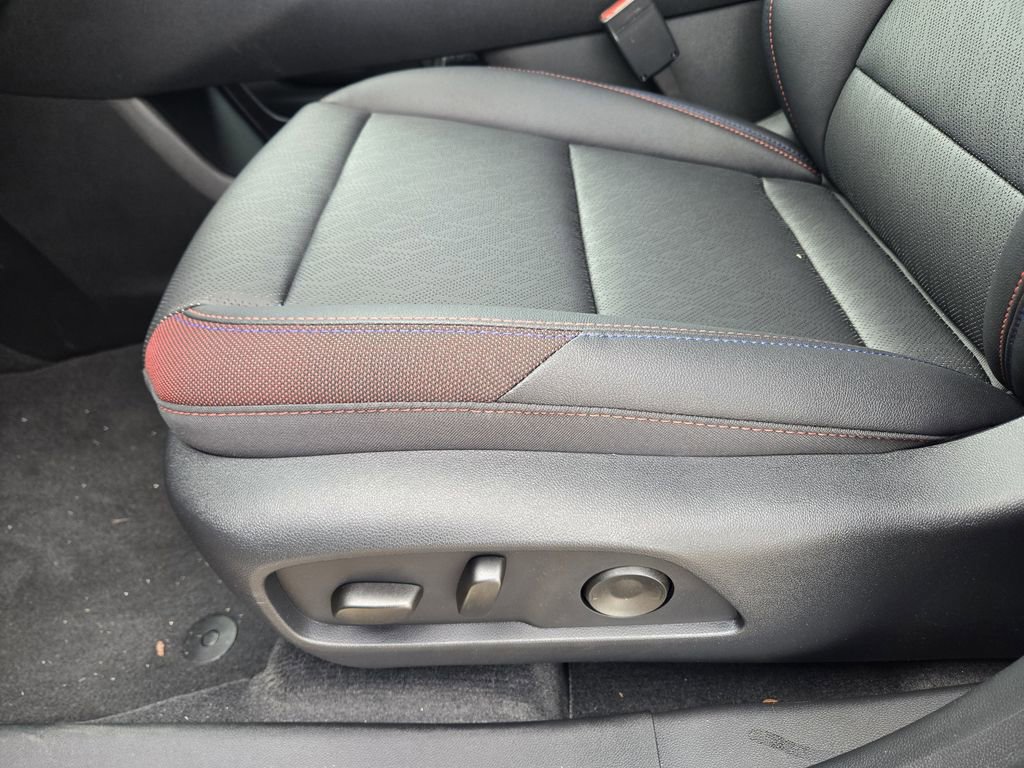 New 2026 Chevrolet Equinox RS w/ Safety and Technology Package image 18