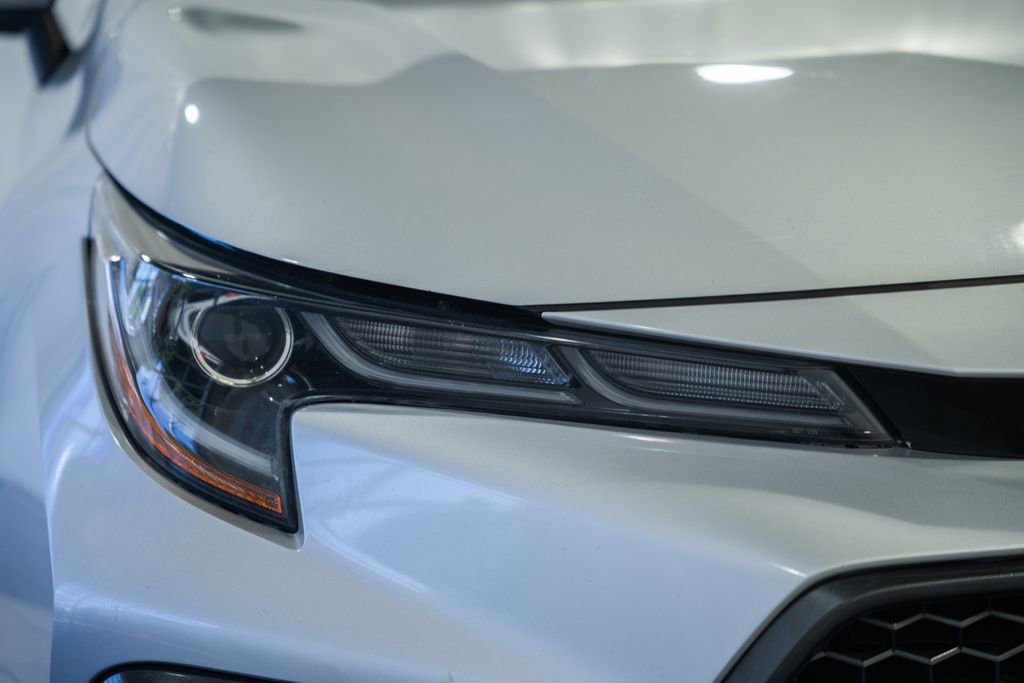 Used 2021 Toyota Corolla XSE FWD image 11