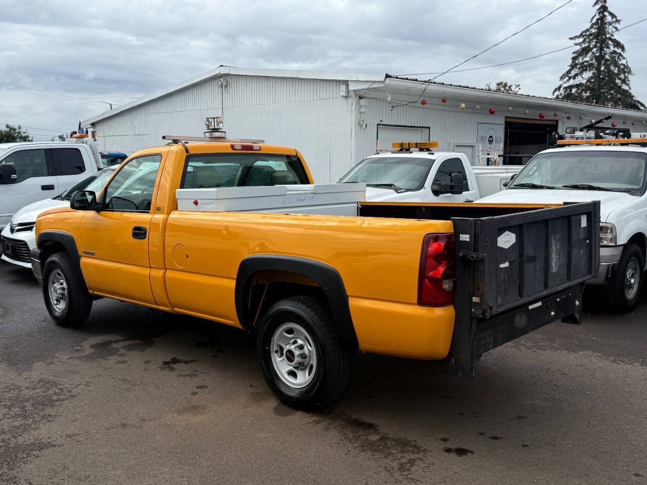 Used 2003 Chevrolet Silverado 2500 W/T RWD image 7