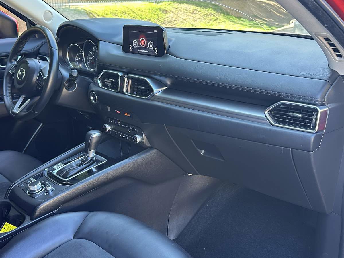 Used 2020 MAZDA CX-5 Touring FWD image 25