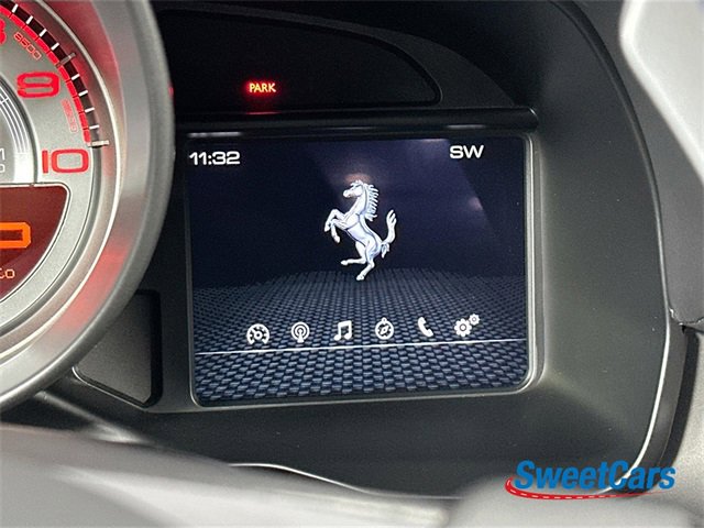 Used 2021 Ferrari F8 Tributo image 18