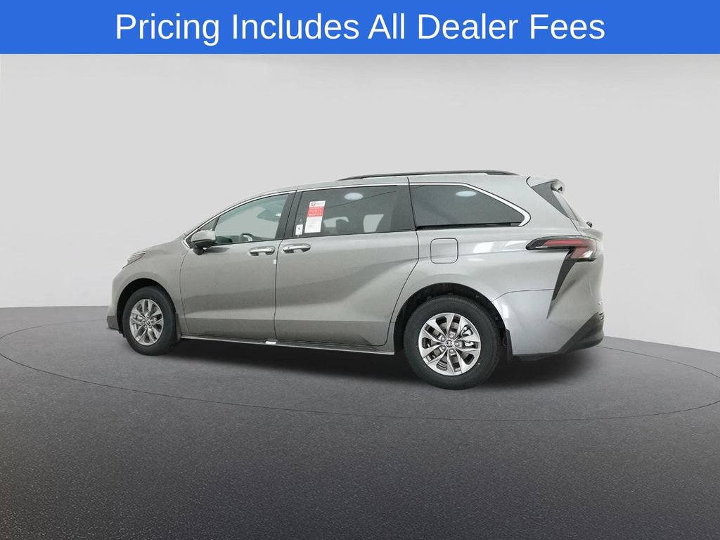 New 2026 Toyota Sienna XLE FWD image 20