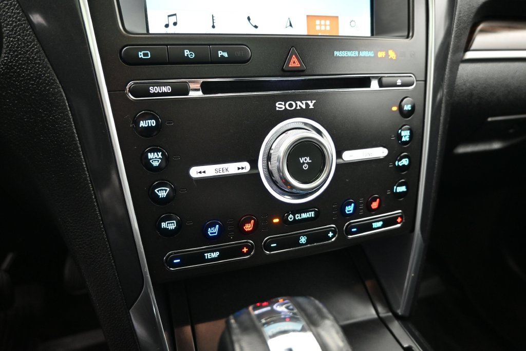 Certified 2018 Ford Explorer Limited w/ Equipment Group 301A AWD/4WD image 6