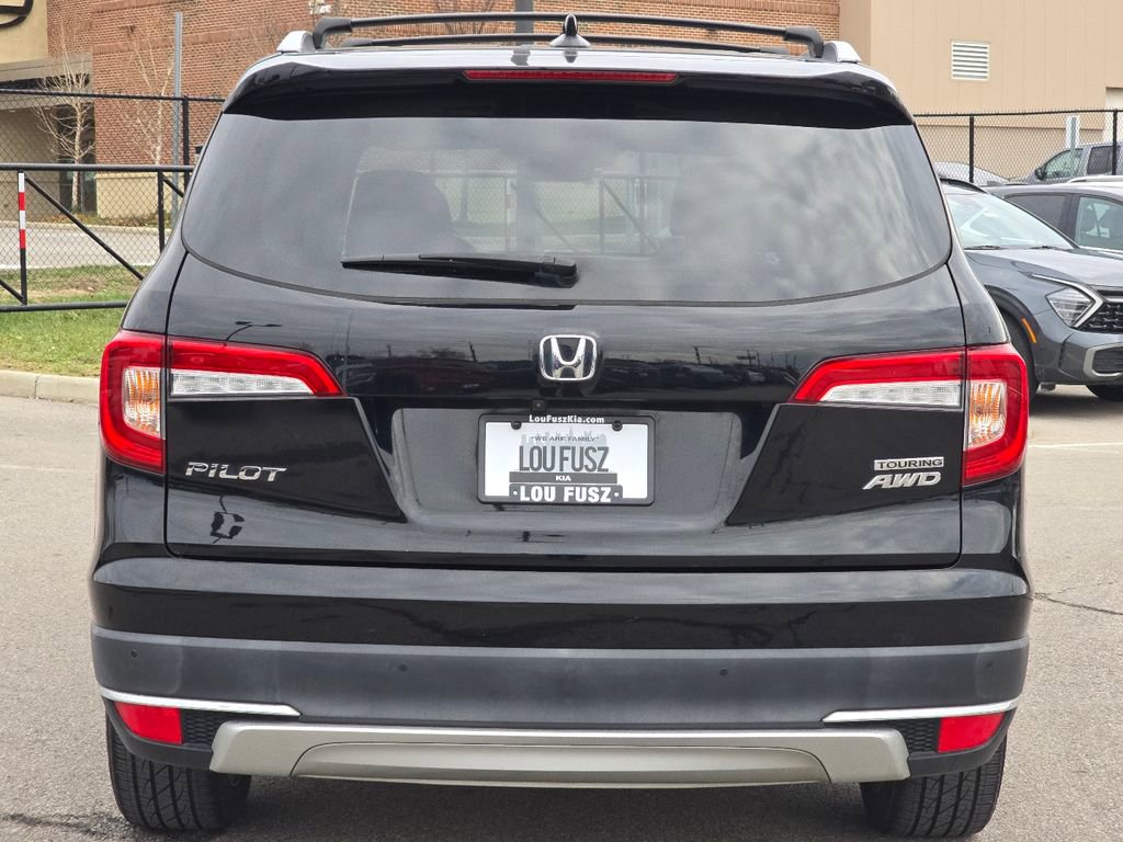 Used 2021 Honda Pilot Touring image 16