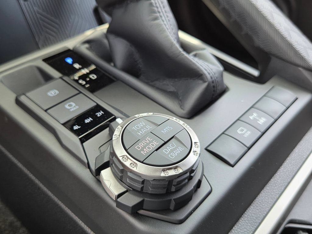 New 2026 Toyota 4Runner TRD Off-Road Premium AWD/4WD image 22