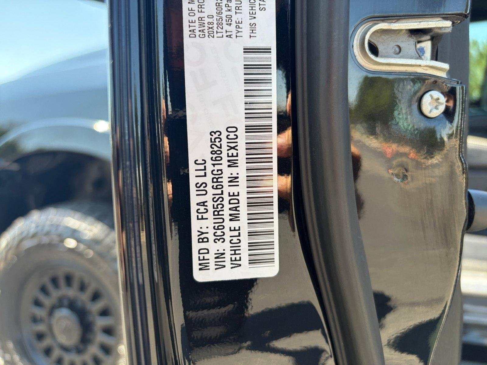 Used 2024 RAM 2500 Limited AWD/4WD image 30