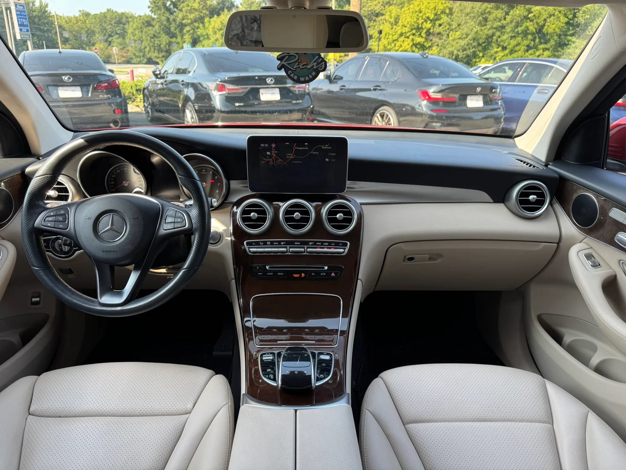 Used 2019 Mercedes-Benz GLC 300 image 10