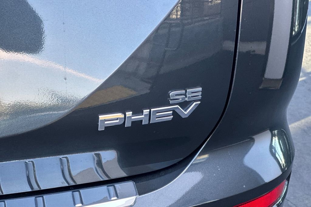 New 2025 Mitsubishi Outlander SE image 26