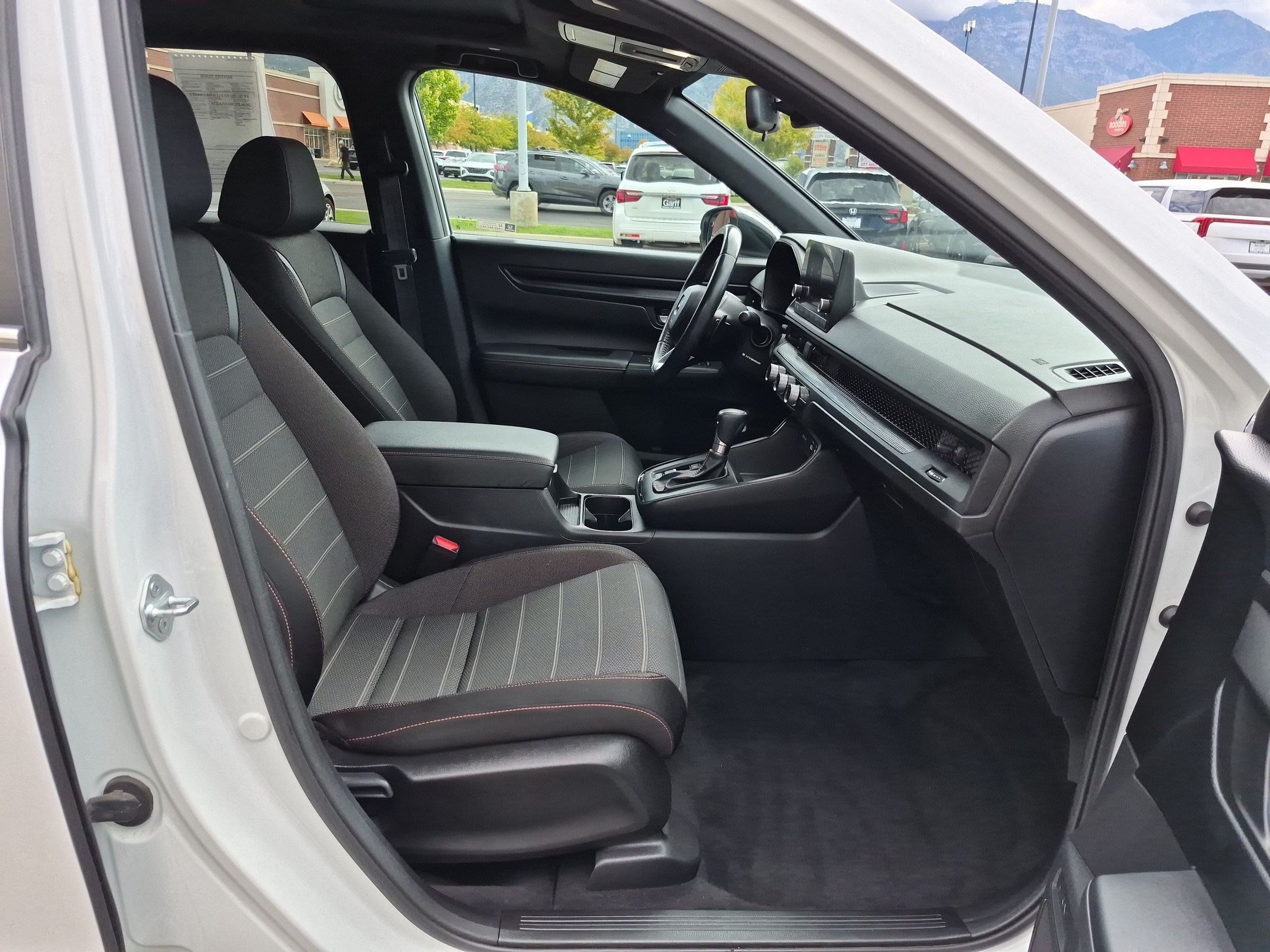 Used 2024 Honda CR-V Sport image 34