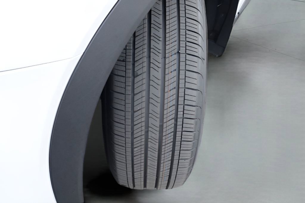 Certified 2024 Toyota Grand Highlander XLE image 4