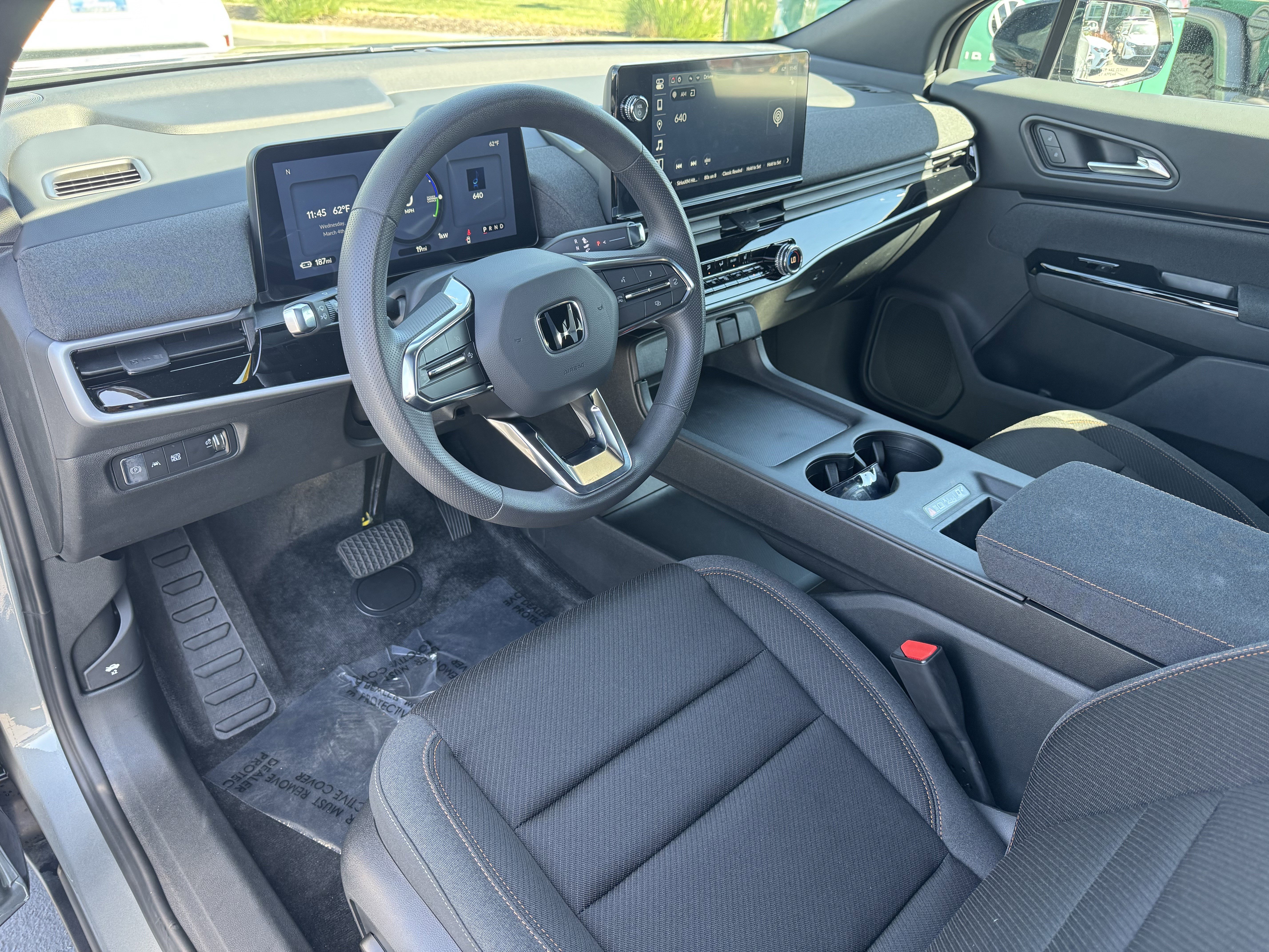 Used 2025 Honda Prologue EX image 15