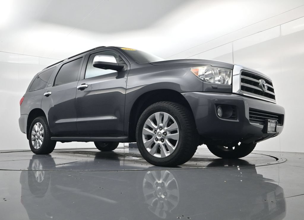 Used 2017 Toyota Sequoia Platinum AWD/4WD image 62