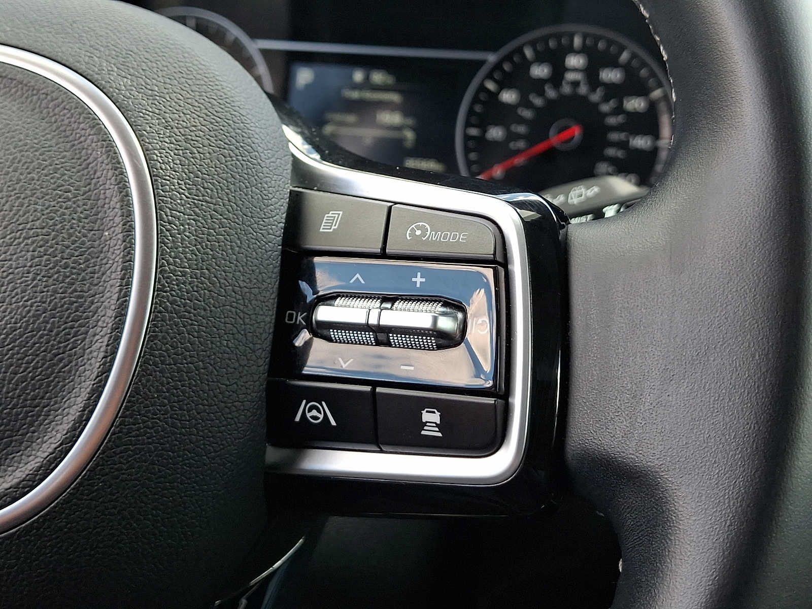Used 2022 Kia Sorento SX AWD/4WD image 23
