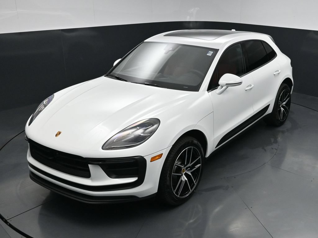 New 2026 Porsche Macan AWD/4WD image 14