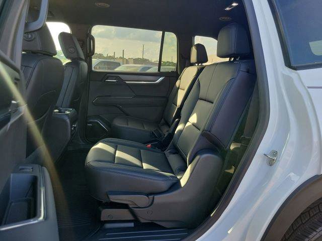 New 2026 GMC Acadia Elevation w/ Black Edition FWD image 9