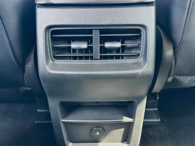 Used 2024 Ford Edge SEL AWD/4WD image 29
