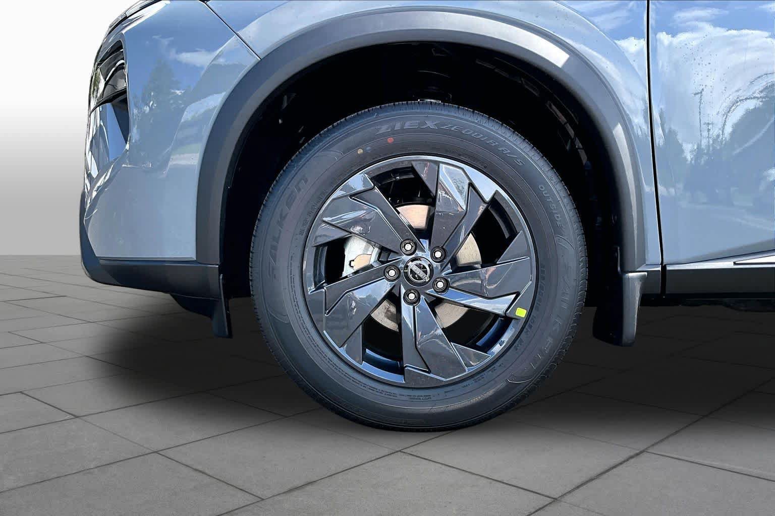 New 2026 Nissan Rogue SV FWD image 11